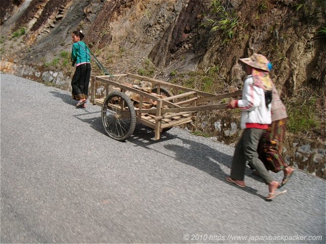 石の運搬