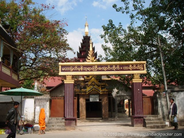 タチレイの寺院