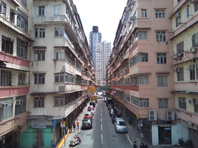 香港ホンハム駅近くの街