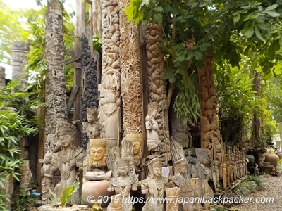 Baan Tipmanee teak carving