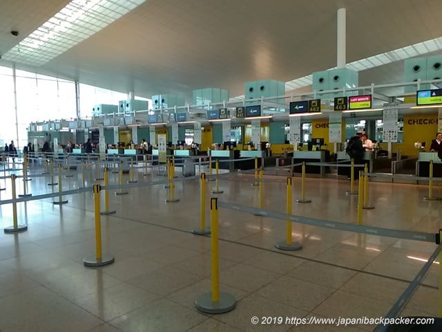 バルセロナ・エル・プラット国際空港のブエリング航空カウンター