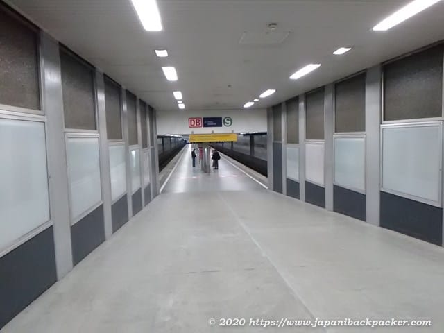 デュッセルドルフ空港ターミナル駅