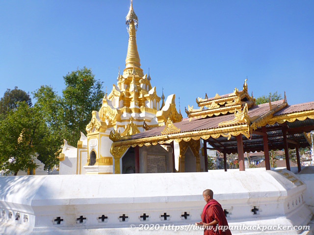 ミャンマー、カローの寺院