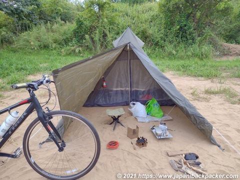 自転車キャンプ ソロティピー