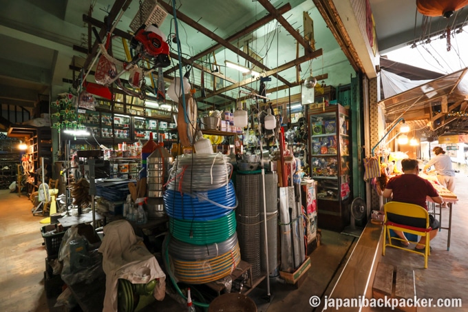 アンパワーの金物屋