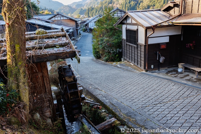 妻籠宿の水車小屋