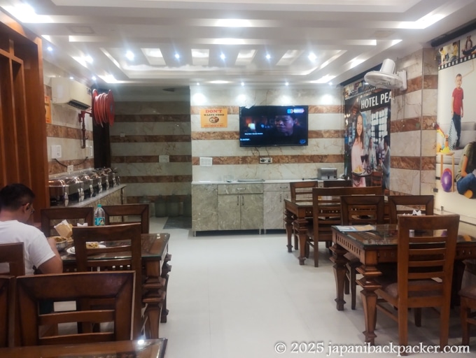 Hotel Pearl - Mahipalpur Delhi Airport　レストラン