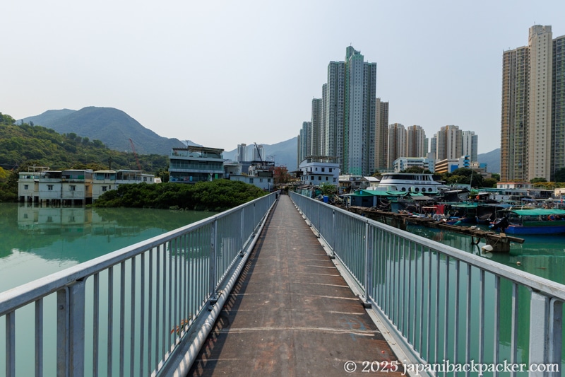 馬湾涌村の橋