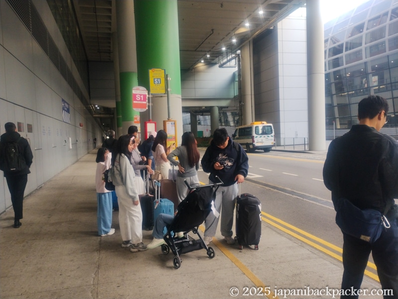 香港空港のバスターミナル