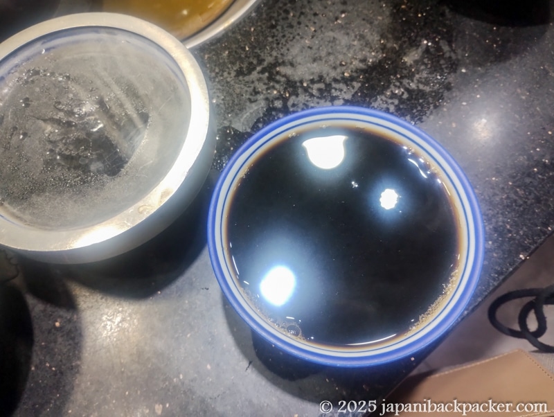 香港街市 (逸東街市)の薬草茶屋
