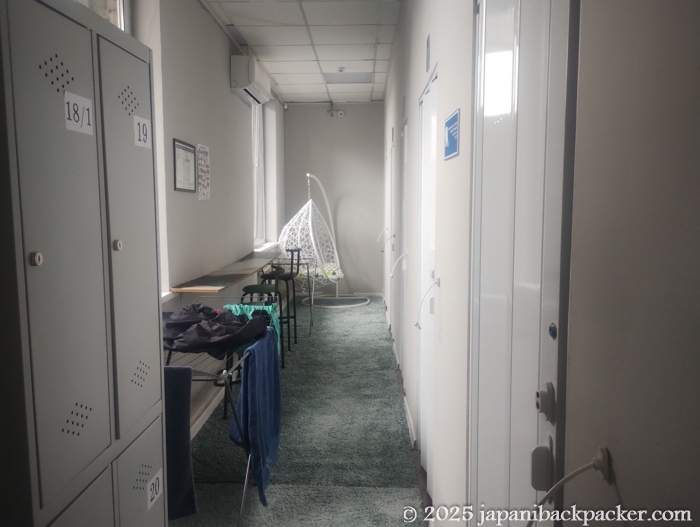 Center Capsule Hostelの廊下