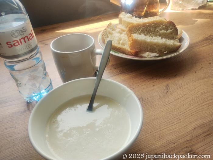 Center Capsule Hostelの朝食