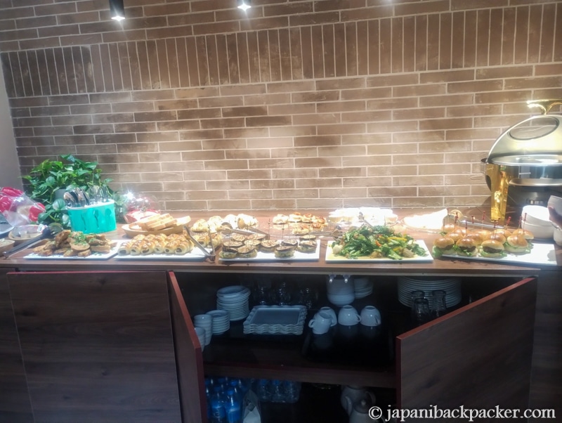 Qo'noq Railway Hotelの朝食