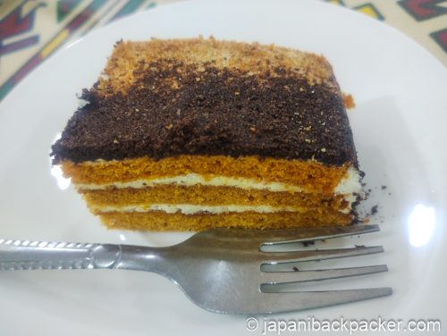 トルクメニスタンのケーキ