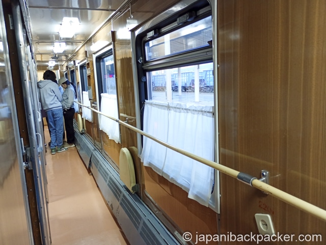 モンゴルの列車内
